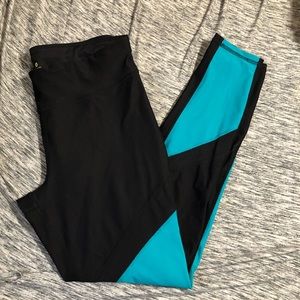 Xersion Workout Pants - L